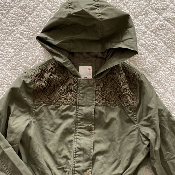 Girls Jacket - Picture 2 of 7